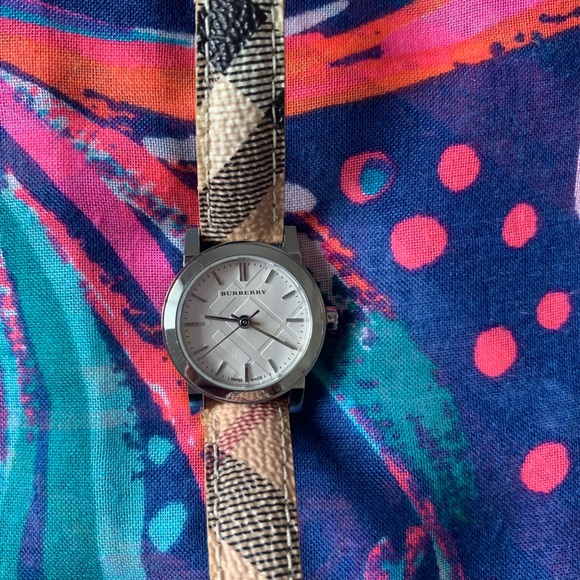 BURBERRY WOMENS WATCH BU9222 THE CITY - Picture 7 of 11